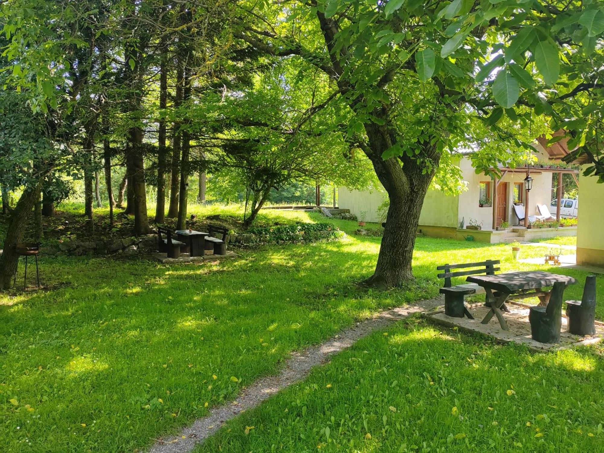 Hotel Stari Mlin Korenica Esterno foto